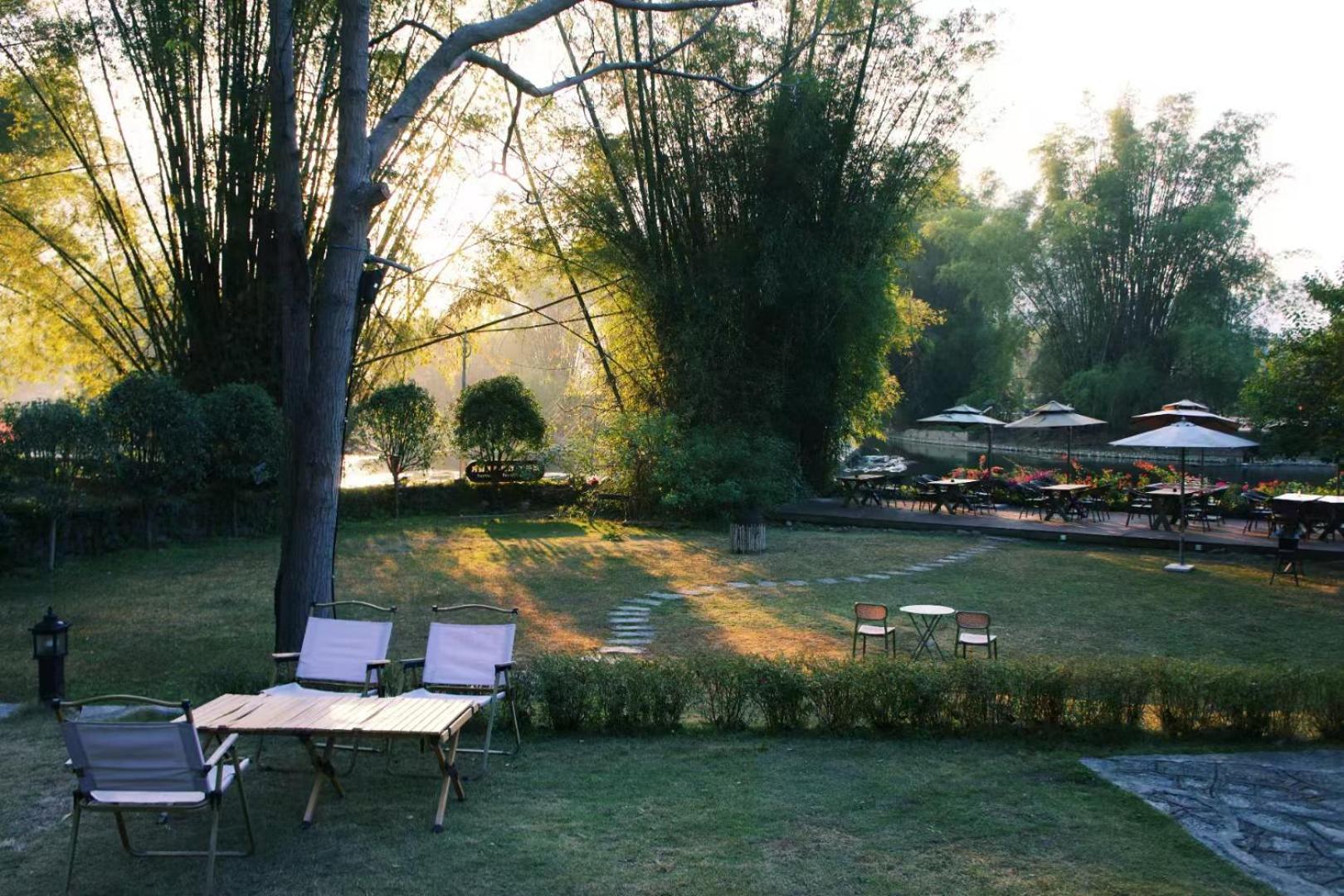 Moondance Boutique Resort Yangshuo Exterior foto